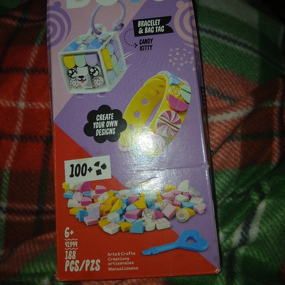New Dots Lego Creative Bracelet and Tag Set - Candy Kitty - Picture 3 of 9